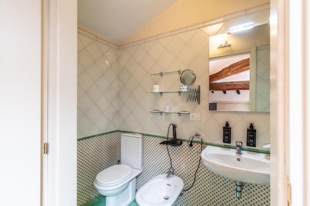 Casa Isolani Charms Rooms Santo Stefano ボローニャ エクステリア 写真