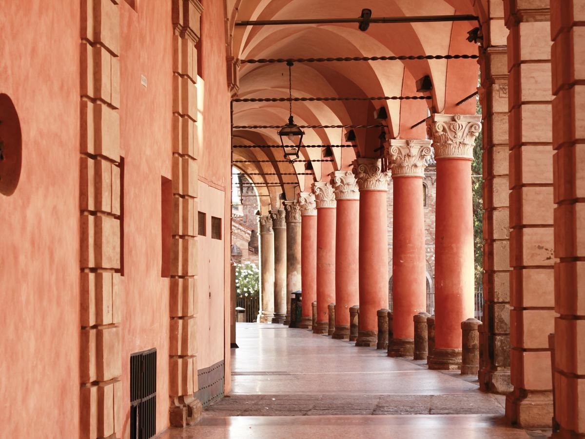 Casa Isolani Charms Rooms Santo Stefano ボローニャ エクステリア 写真