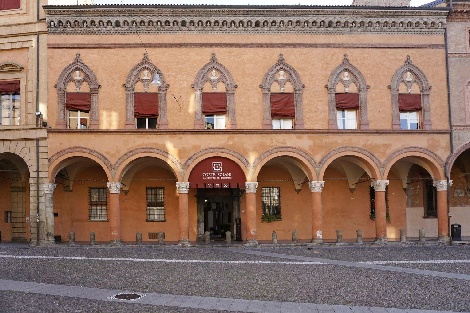 Casa Isolani Charms Rooms Santo Stefano ボローニャ エクステリア 写真