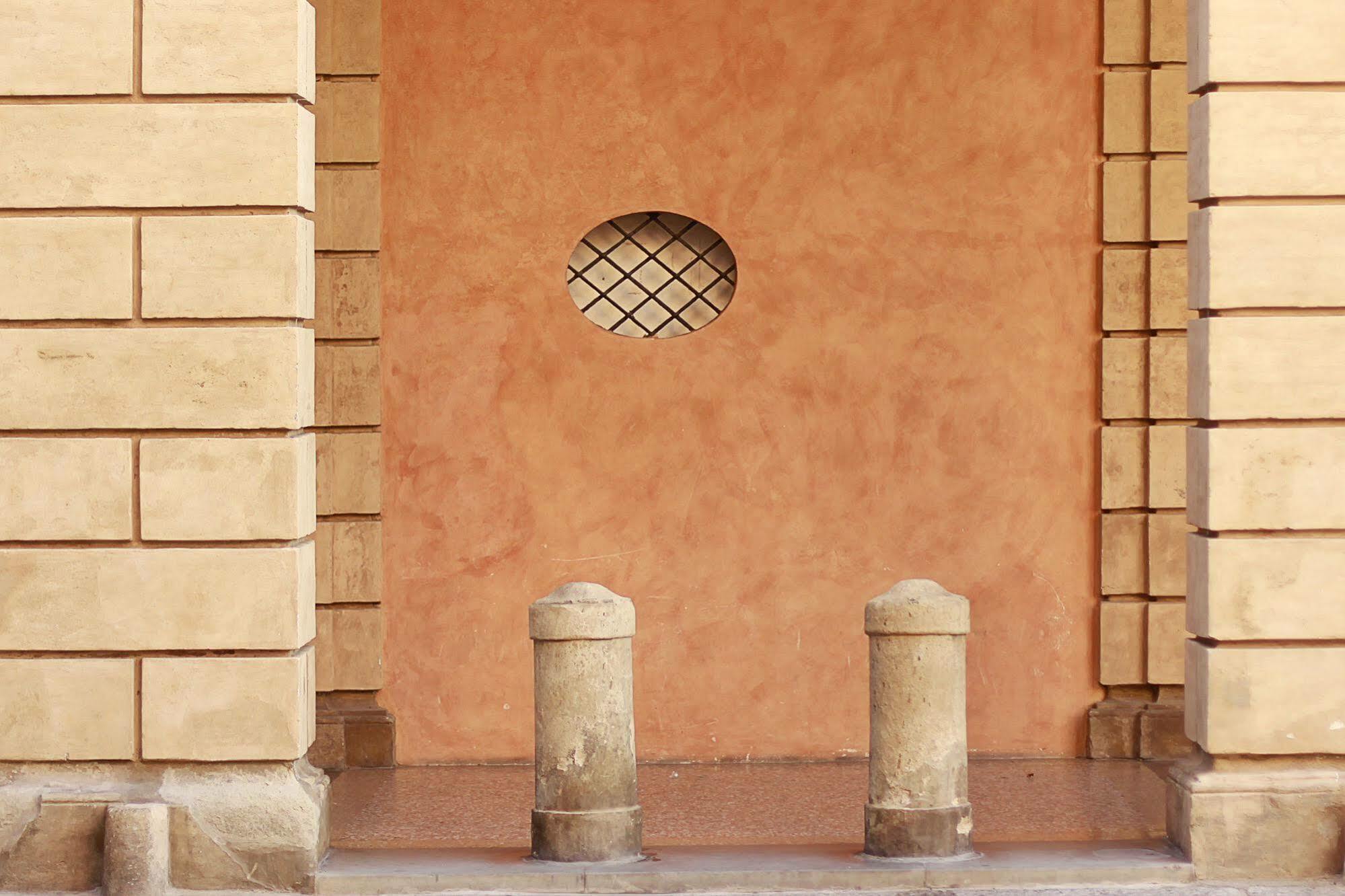 Casa Isolani Charms Rooms Santo Stefano ボローニャ エクステリア 写真